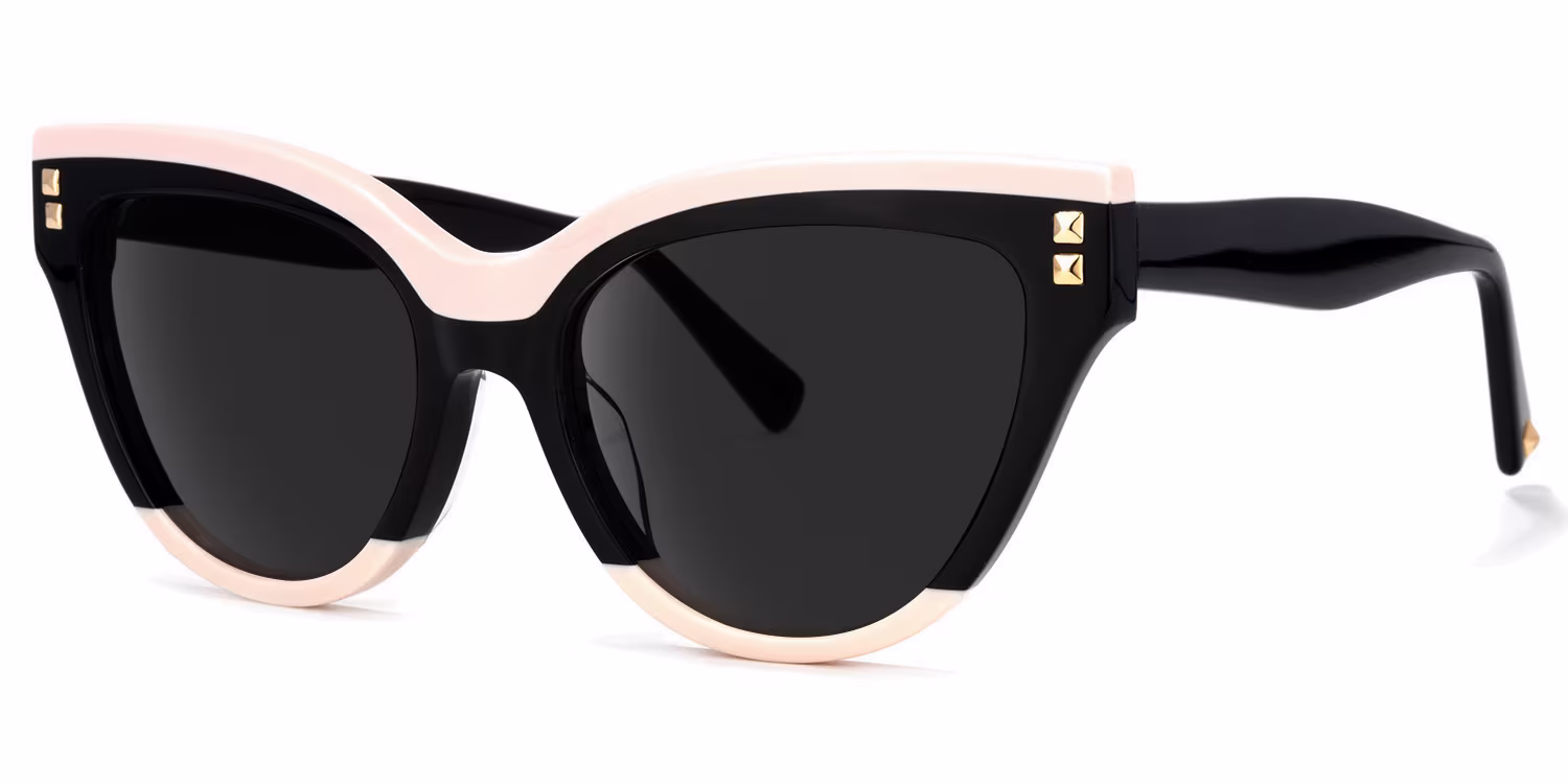 Elegant Black Cat-Eye Glasses with Premium Materials for Chic Sophistication